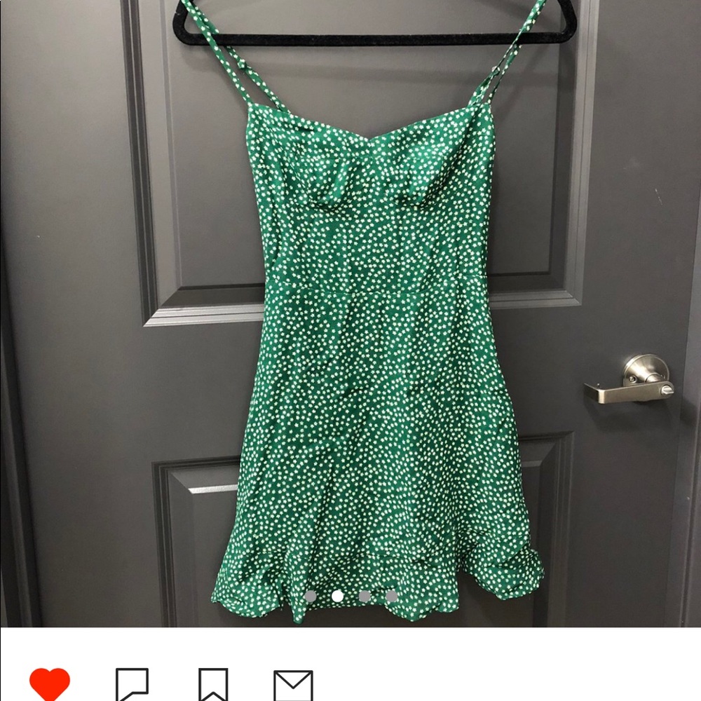 Looking for this reformation dress in a size 0